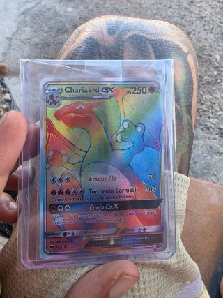 Charizard GX Arcoíris 150/147