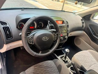 Kia ProCeed 1.4 CVVT Concept