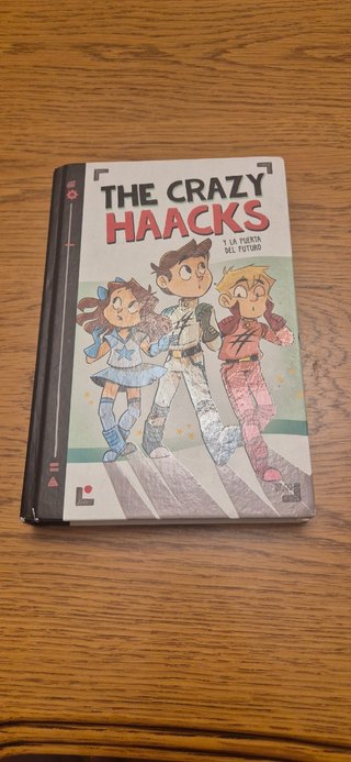 The Crazy Haacks y la puerta del futuro