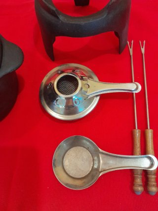 Set Fondue Hierro Fundido 6 Tenedores
