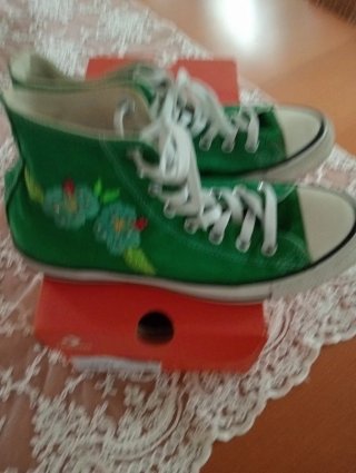 Converse Chuck Taylor Verdi Ricamate a mano