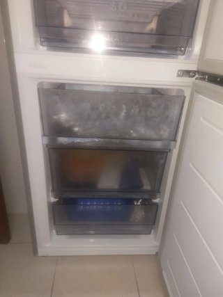 Nevera casi nueva - 1 mes de uso