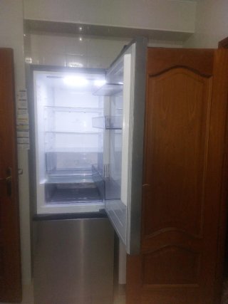 Nevera casi nueva - 1 mes de uso