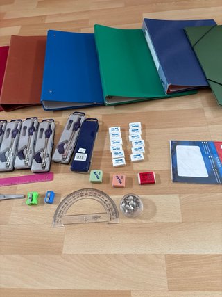 Material escolar variado