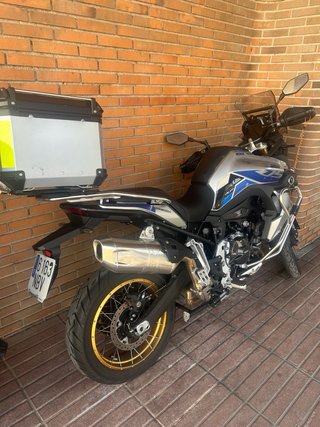 Voge 900DSX 2025 full equipe