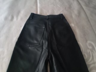 Pantalones Zara efecto piel negros