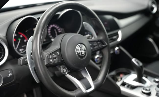 Alfa Romeo Giulia 2022, foto 13