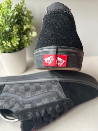 Zapatillas Vans Negras y Grises