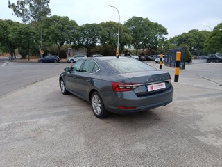 Skoda Superb - DESDE 260€/MES ¡SIN PAGAR ENTRADA!