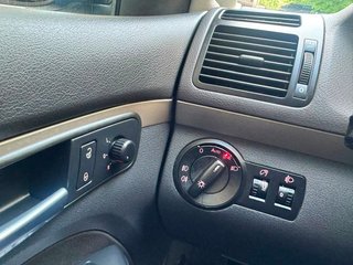 Volkswagen Touran 1.9 TDI 105 Edition