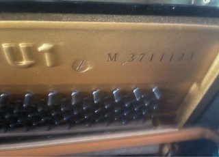 Piano YAMAHA M 3711123