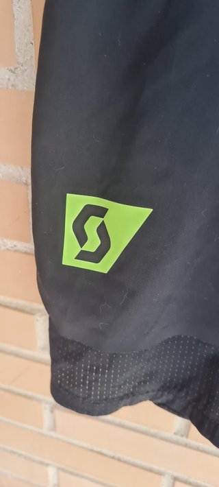 Pantalones cortos Scott RC
