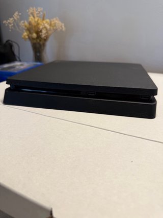 Consola PlayStation 4 Negra