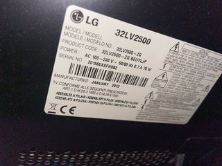 TV LG 32 + Fire Stick (Smart TV)