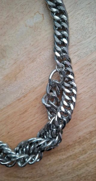 Collar Zara Cadenas Entrelazadas maximalista