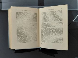 8 Atriles Metacrilato para Libros