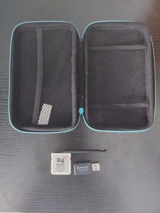 Nintendo New 2DS XL Negra y Azul