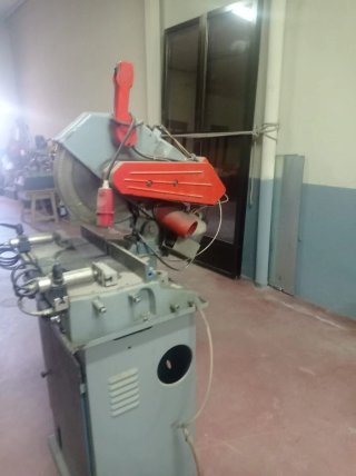 Maquinaria para carpintería metálica