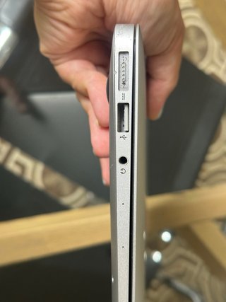 MacBook Air 13 2017 8GB RAM 128GB SSD COMO NUEVO