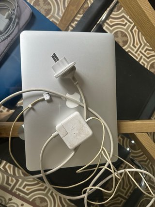 MacBook Air 13 2017 8GB RAM 128GB SSD COMO NUEVO