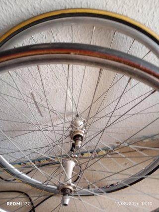 Ruedas Bicicleta Carreras