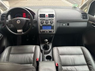 Volkswagen Touran 1.4 TSI 140 Highline
