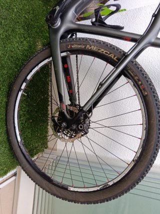 Bicicleta de Montaña Carbono