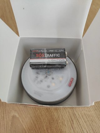 Baliza V16 SOS TRAFFIC Homologada Nueva