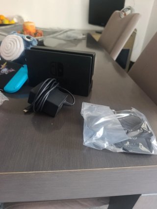 Nintendo Switch V2 Neón (Mejor Batería)