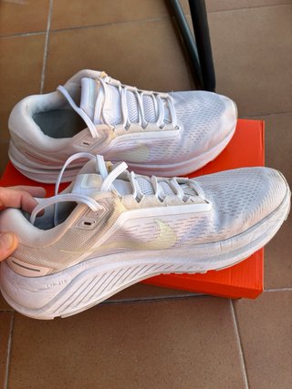 Zapatillas Nike Air Zoom Structure 24 Blancas