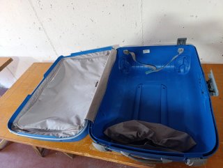 Maleta rígida Roncato azul