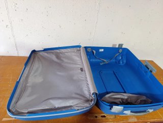 Maleta rígida Roncato azul