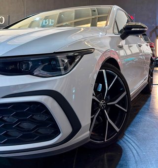 Volkswagen Golf 2021