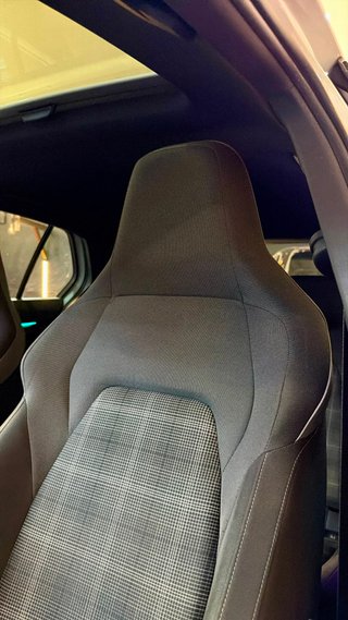 Volkswagen Golf 2021