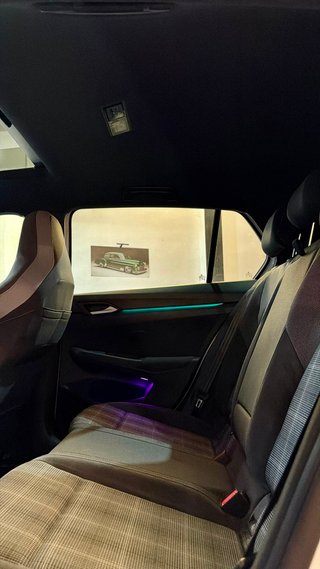 Volkswagen Golf 2021