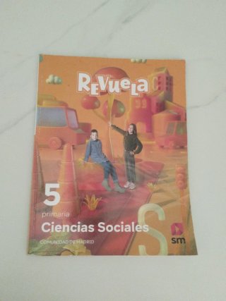 Ciencias sociales 5 Primaria : Revuela. [Comuni...