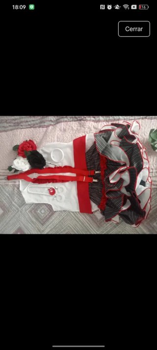 Traje de gitana rojo y blanco