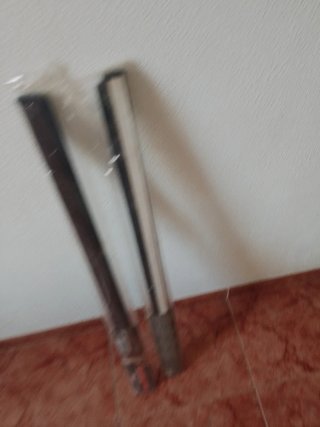 Cepillo bajo puerta autoadaptable ALU