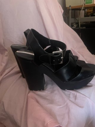 Sandalias Stradivarius Negras Plataforma Tacón Alt