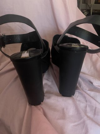 Sandalias Stradivarius Negras Plataforma Tacón Alt