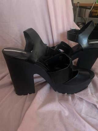 Sandalias Stradivarius Negras Plataforma Tacón Alt