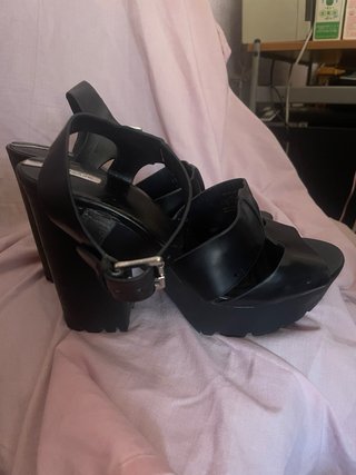 Sandalias Stradivarius Negras Plataforma Tacón Alt