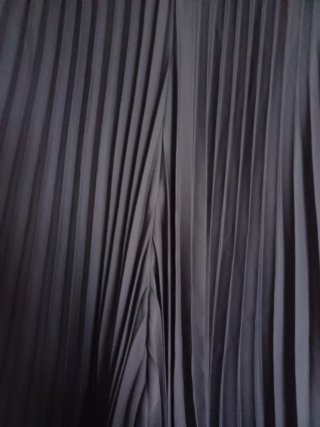 Pantalón ancho plisado negro vestir