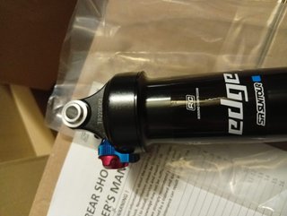 Ammortizzatore Suntour Edge RC 210x55