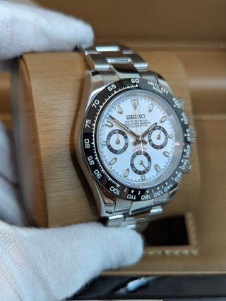 Reloj Seiko Mod Daytona Oyster Blanco Negro Panda