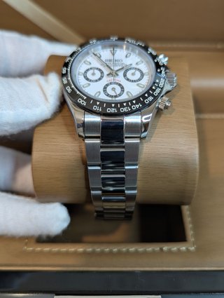 Reloj Seiko Mod Daytona Oyster Blanco Negro Panda