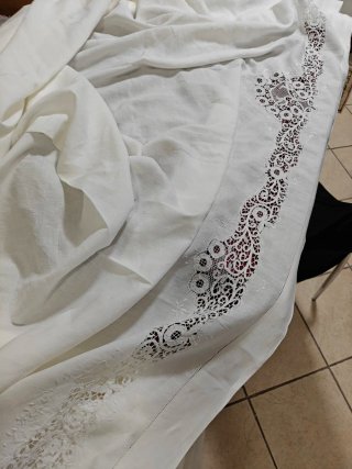 lenzuola matrimoniali in puro lino e pizzo Cantù