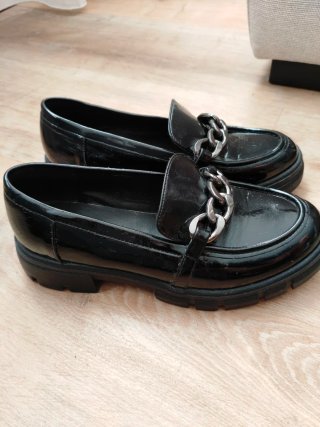 Zapatos Graceland negros con cadena