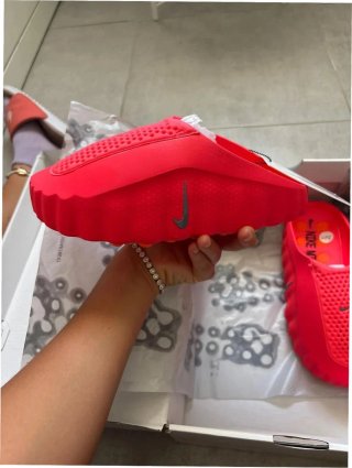 Nike Mind 001 Rojo Solar EU 42 Nuevas