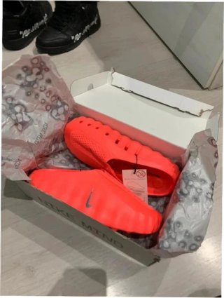 Nike Mind 001 Rojo Solar EU 43 Nuevas